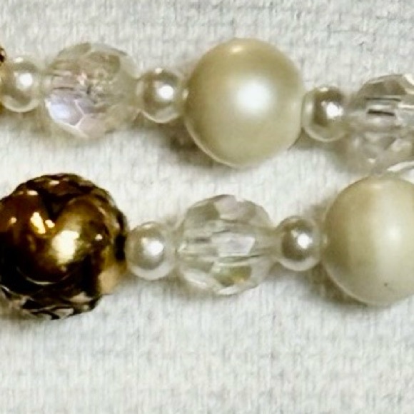 Vintage Gold Rose & Pearl Bead Long Necklace - Picture 3 of 4